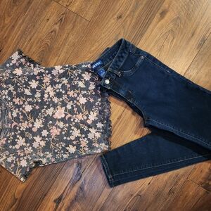 Girls...JEANS & TOP SOLD TOGETHER!